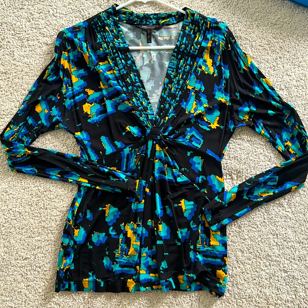 Women’s BCBG long sleeve top. Size XS
